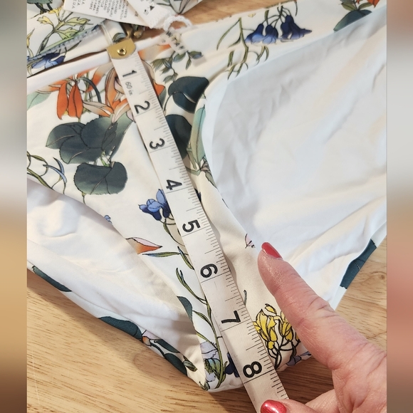 Vitamin A Moss Mojito Bikini Top (8M) and Bottons (14DD) - Picture 9 of 11